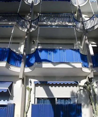 Ξενοδοχείο με διαμερίσματα Costa Templada